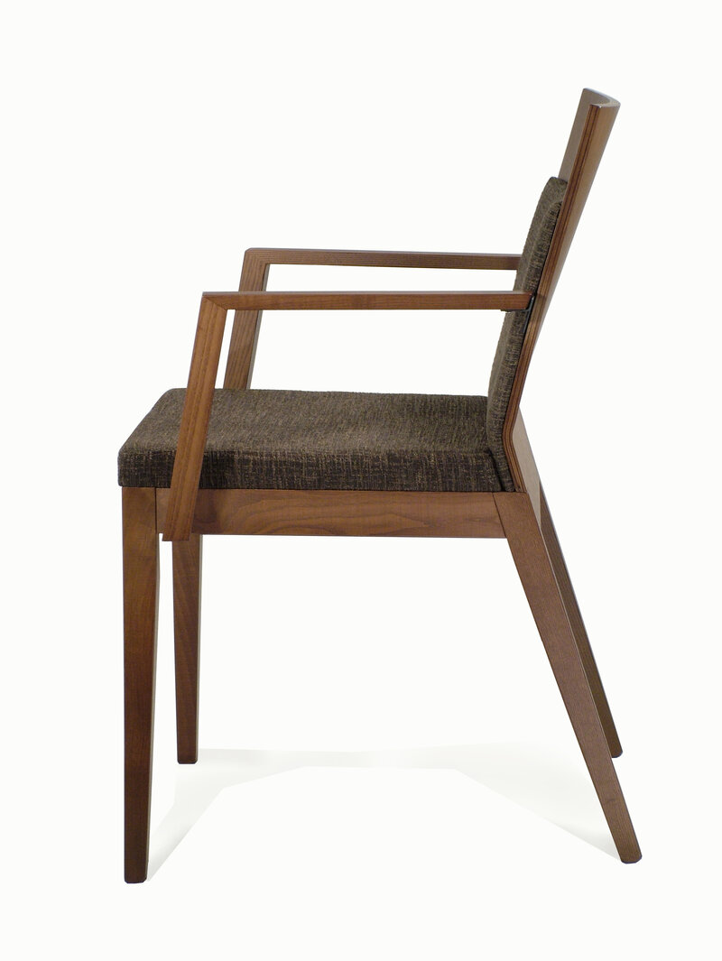 Busetto S098QA Poltroncina con braccioli dallo stile contemporaneo in massello di frassino 2